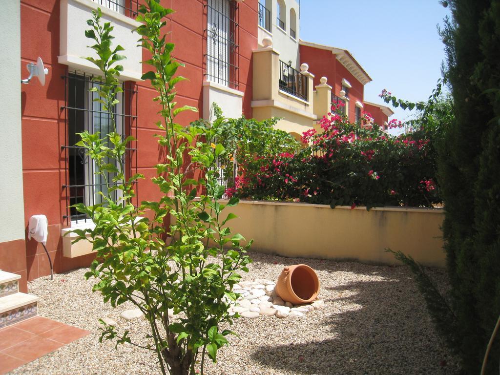 Bungalow Altos De La Bahia 托雷维耶哈 客房 照片