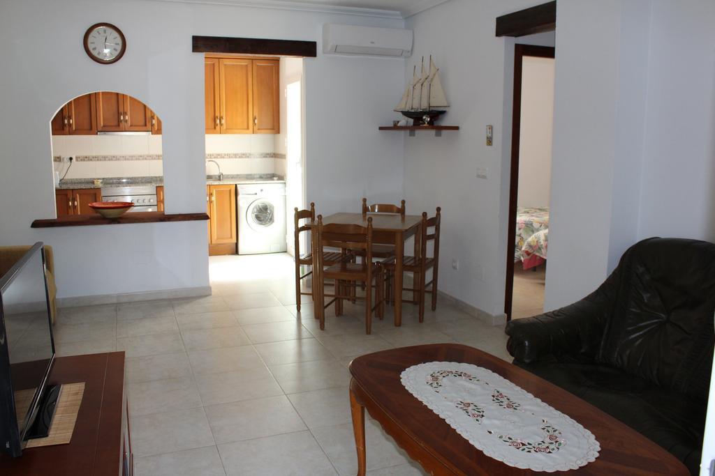 Bungalow Altos De La Bahia 托雷维耶哈 外观 照片