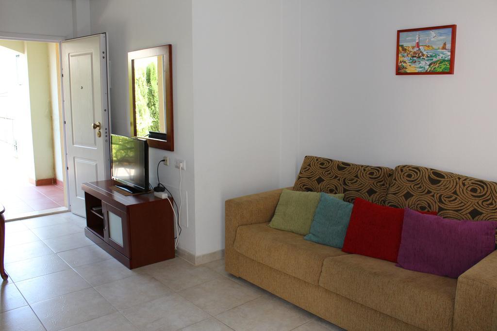 Bungalow Altos De La Bahia 托雷维耶哈 外观 照片
